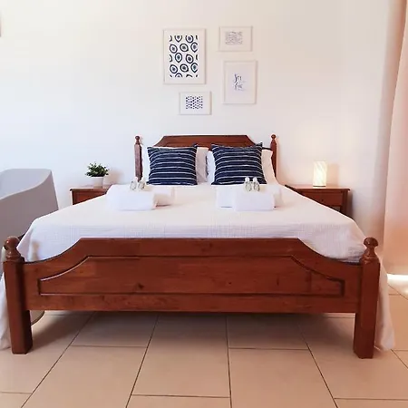 Apartament Ouloupia *